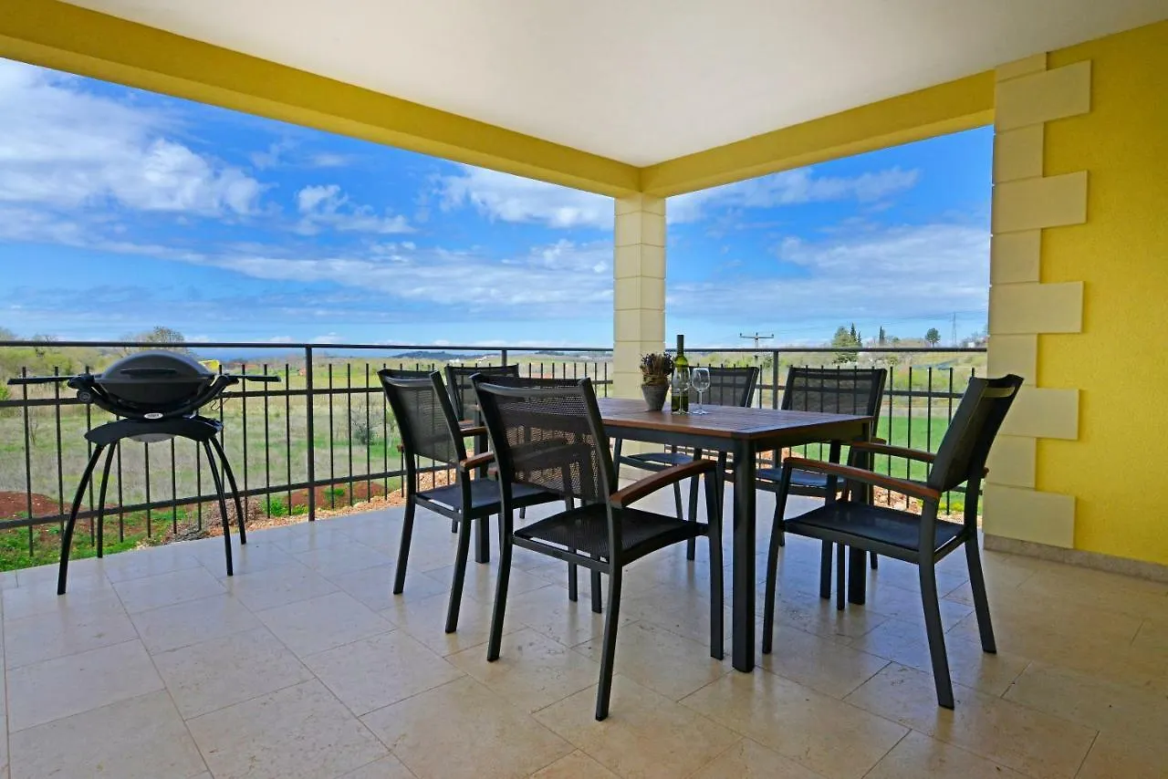 Villa Aurelia Haus1 In Porec Mit Garten location